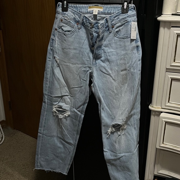 GoldieBlues cheeky jeans for Maurice’s. - Picture 3 of 9